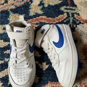 Nike Kids' Court Borough Mid 2, 13c